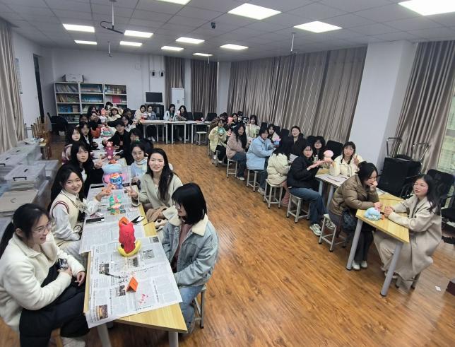 说明: 图示, 示意图
中度可信度描述已自动生成:ver1