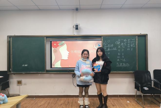 说明: 图示, 示意图
中度可信度描述已自动生成:ver1
